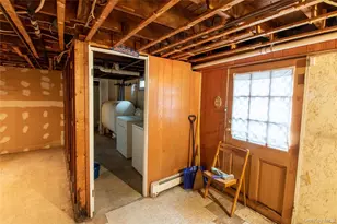 44 Willoughby St, Brentwood, NY 11717 - Photo 22