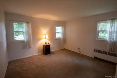 44 Willoughby Street, Brentwood, NY 11717 - Photo 16
