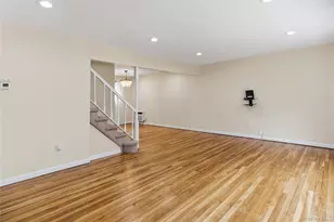 46 Falcon Dr, Hauppauge, NY 11788 - Photo 10