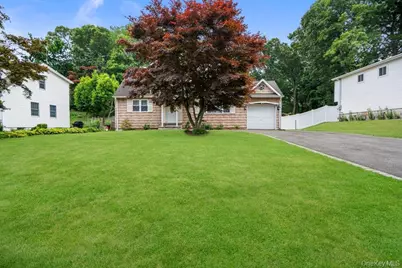 46 Falcon Drive, Hauppauge, NY 11788 - Photo 2