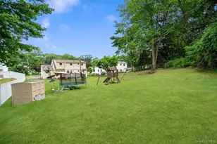 46 Falcon Dr, Hauppauge, NY 11788 - Photo 34
