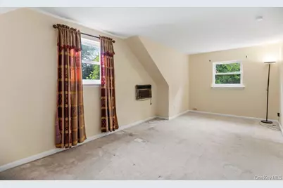 46 Falcon Drive, Hauppauge, NY 11788 - Photo 26