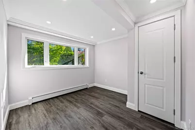 17 Wren Drive, Woodbury, NY 11797 - Photo 12