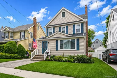 159 Iris Avenue, Floral Park, NY 11001 - Photo 2