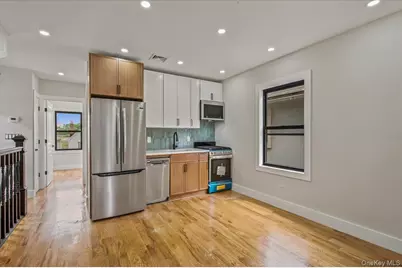 6037 Wetherole Street, Rego Park, NY 11373 - Photo 24
