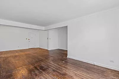 8333 Austin Street #6R, Kew Gardens, NY 14415 - Photo 10