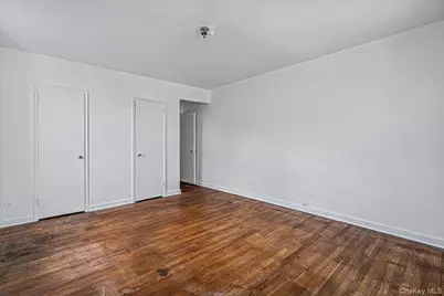 8333 Austin Street #6R, Kew Gardens, NY 14415 - Photo 16