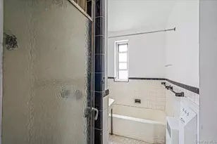 83-33 Austin St, Kew Gardens, NY 14415 - Photo 20