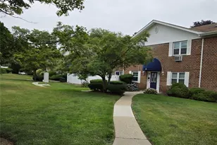 460 Old Town Rd, Port Jefferson Station, NY 11776 - Photo 2