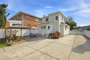 194 Willis Ave., Floral Park, NY 11001 - Photo 24