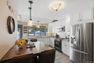 194 Willis Ave., Floral Park, NY 11001 - Photo 12
