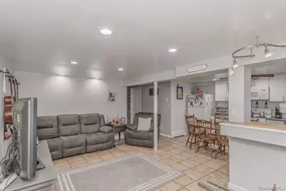 3158 Rawlins Avenue, Bronx, NY 10465 - Photo 26