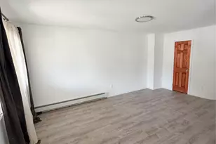69-47 Hillmeyer Ave, Arverne, NY 11692 - Photo 4