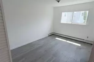 69-47 Hillmeyer Ave, Arverne, NY 11692 - Photo 10