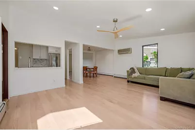 190 W Waukena Avenue, Oceanside, NY 11572 - Photo 6
