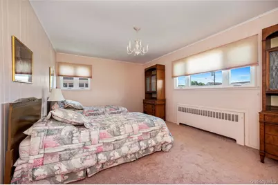 190 W Waukena Avenue, Oceanside, NY 11572 - Photo 12