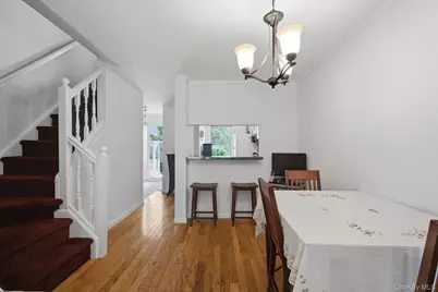 22 Washington Mews #22, Port Chester, NY 10573 - Photo 6