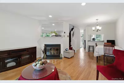 22 Washington Mews #22, Port Chester, NY 10573 - Photo 8