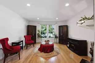 22 Washington Mews, Port Chester, NY 10573 - Photo 10