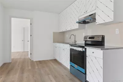 70-25 Queens Boulevard #7J, Woodside, NY 11377 - Photo 8