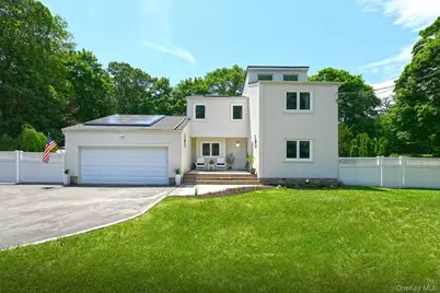 20 Oak Street, Saint James, NY 11780 - Photo 6