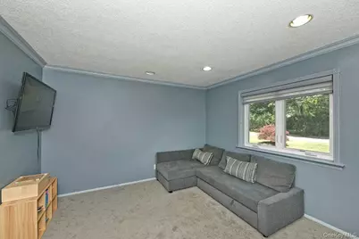 20 Oak Street, Saint James, NY 11780 - Photo 12