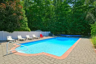 20 Oak Street, Saint James, NY 11780 - Photo 46