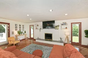 20 Oak St, Saint James, NY 11780 - Photo 24