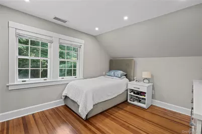 131 Douglas Road, Chappaqua, NY 10514 - Photo 20