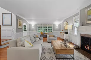 131 Douglas Rd, Chappaqua, NY 10514 - Photo 4