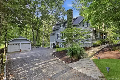 131 Douglas Road, Chappaqua, NY 10514 - Photo 2
