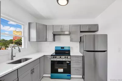 35 S Terrace Avenue, Mount Vernon, NY 10550 - Photo 8
