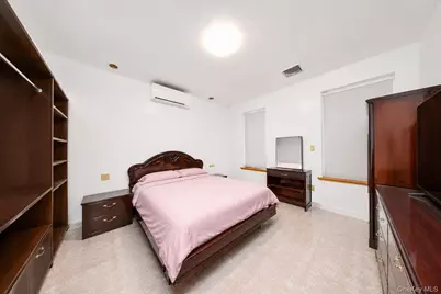 1432 70th Street, Brooklyn, NY 11228 - Photo 12