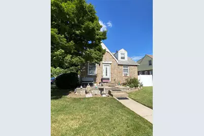 35 Nassau Boulevard, West Hempstead, NY 11552 - Photo 1