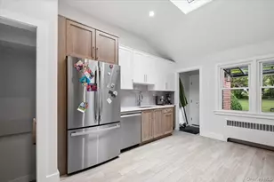 54 Park Cir, White Plains, NY 10603 - Photo 22