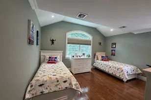210-25 33rd Ave, Bayside, NY 11361 - Photo 18