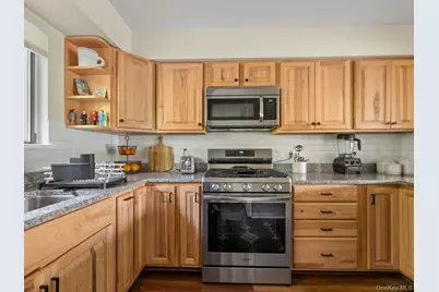 17 Rondout Harbor, Port Ewen, NY 12466 - Photo 10