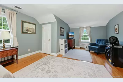 11 Cliftwood Drive, Huntington, NY 11743 - Photo 22