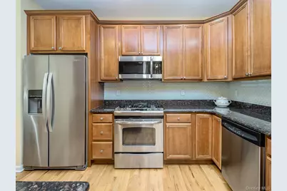 87 Paget Lane, Massapequa, NY 11758 - Photo 8