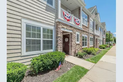 87 Paget Lane, Massapequa, NY 11758 - Photo 2