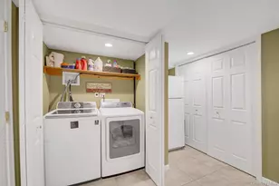 6 Oxford Ave, Massapequa, NY 11758 - Photo 22