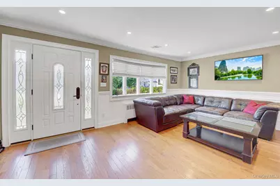 6 Oxford Avenue, Massapequa, NY 11758 - Photo 4