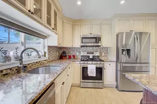 6 Oxford Ave, Massapequa, NY 11758 - Photo 10