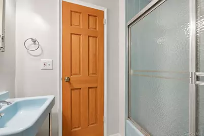 2590 Darnley Place, Yorktown Heights, NY 10598 - Photo 12