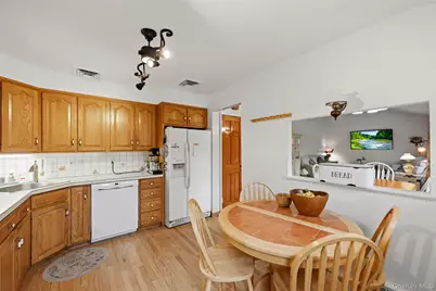 2590 Darnley Place, Yorktown Heights, NY 10598 - Photo 22
