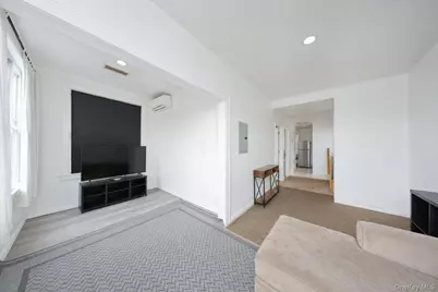 1430 70th Street, Brooklyn, NY 11228 - Photo 26