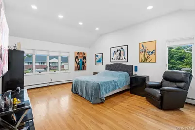 26 Sheridan Street, Old Bethpage, NY 11804 - Photo 14
