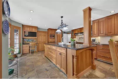 2108 Edge Road, Muttontown, NY 11791 - Photo 12