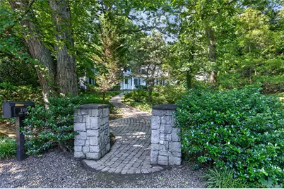 2108 Edge Road, Muttontown, NY 11791 - Photo 4