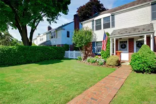 21 Travers St, Manhasset, NY 11030 - Photo 2
